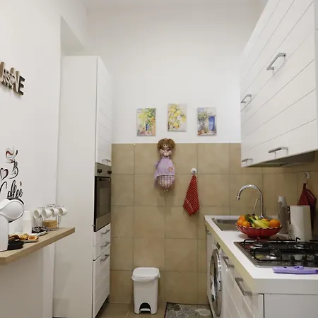 Amy House Palermo